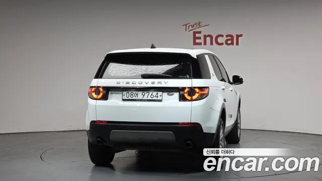 Land Rover Discovery Sport 2018 — фото 4