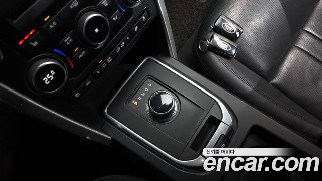 Land Rover Discovery Sport 2018 — фото 12