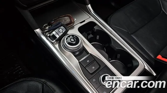 Ford Explorer 2020 — фото 9
