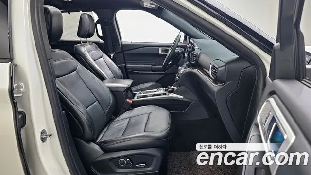 Ford Explorer 2020 — фото 11
