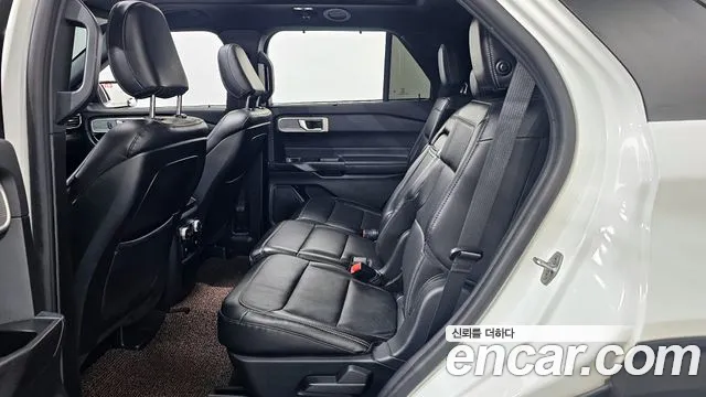 Ford Explorer 2020 — фото 12
