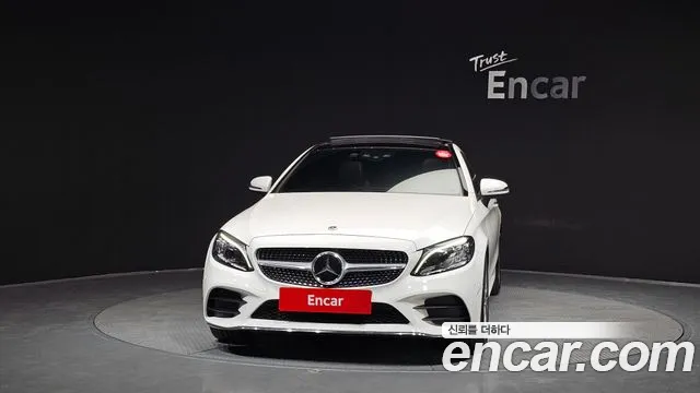 Mercedes-Benz C-Class 2023 — фото 3