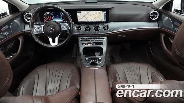 Mercedes-Benz CLS-Class 2019 — фото 10