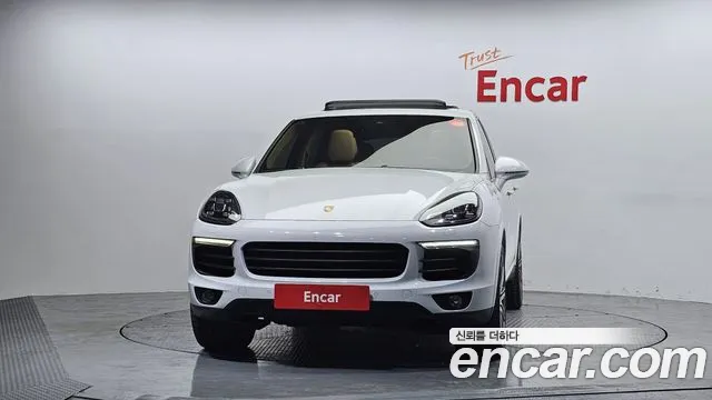 Porsche Cayenne 2017 — фото 3
