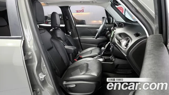 Jeep Renegade 2022 — фото 17