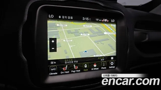 Jeep Renegade 2022 — фото 16