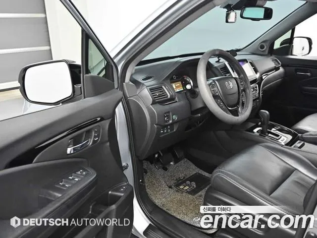Honda Pilot 2017 — фото 11