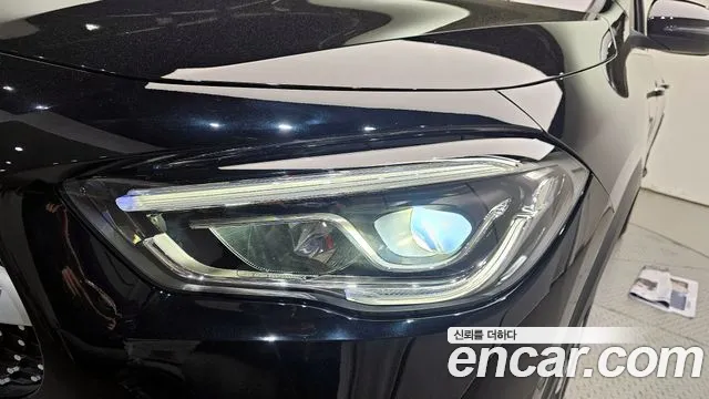 Mercedes-Benz GLA-Class 2023 — фото 8