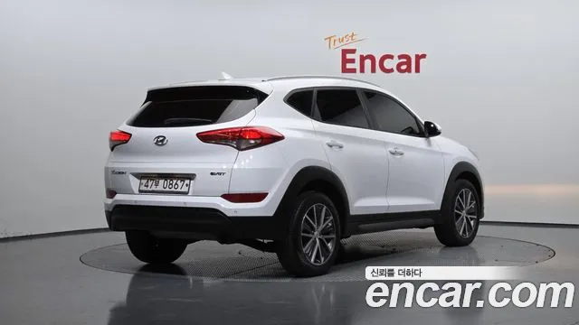 Hyundai Tucson 2016 — фото 2