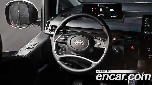 Hyundai Staria 2025 — фото 13