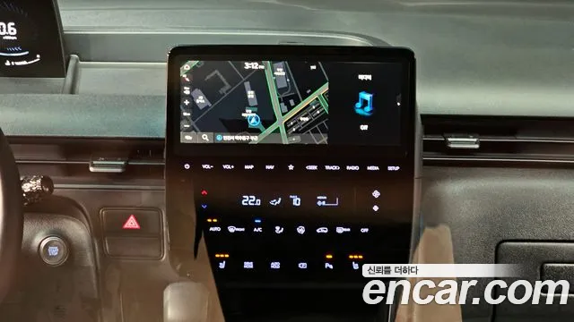 Hyundai Staria 2025 — фото 14