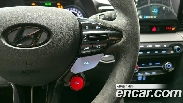 Hyundai Veloster 2019 — фото 19