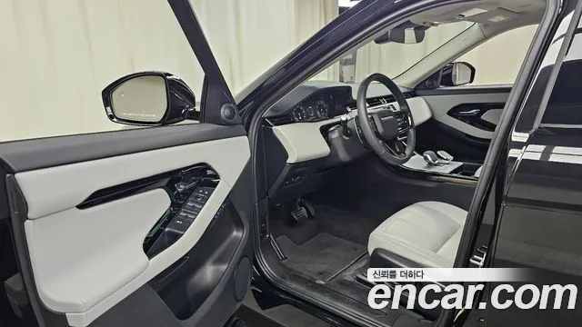 Land Rover Range Rover Evoque 2025 — фото 10