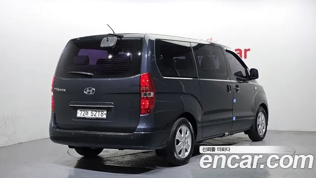 Hyundai Starex 2019 — фото 2
