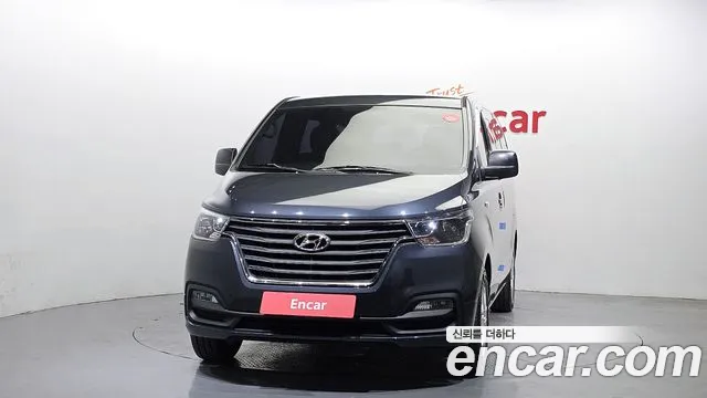 Hyundai Starex 2019 — фото 3