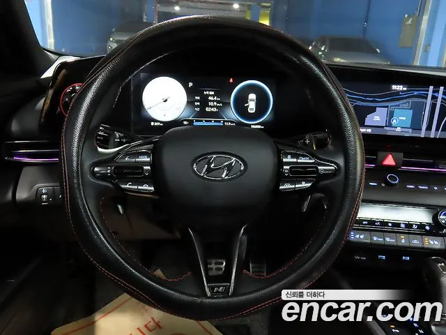 Hyundai AVANTE 2021 — фото 11