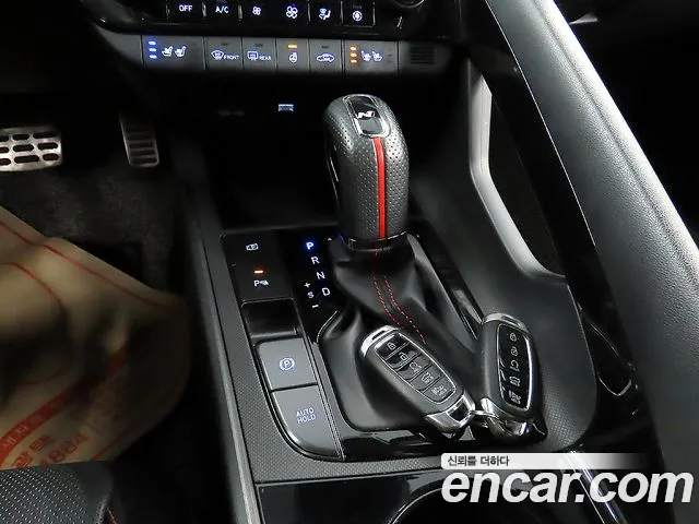 Hyundai AVANTE 2021 — фото 14
