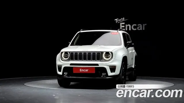 Jeep Renegade 2023 — фото 2