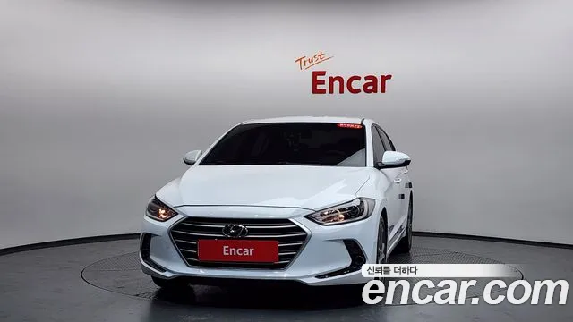 Hyundai AVANTE 2018 — фото 2