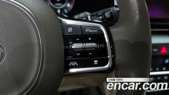 Kia Canival 2021 — фото 14