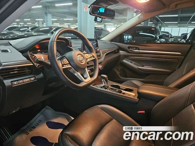 Nissan Altima 2019 — фото 12