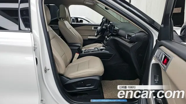 Ford Explorer 2023 — фото 17