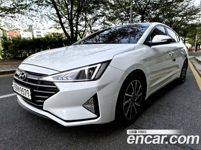 Hyundai AVANTE 2020 — фото 1
