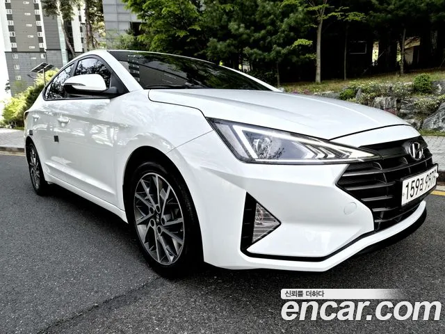 Hyundai AVANTE 2020 — фото 3