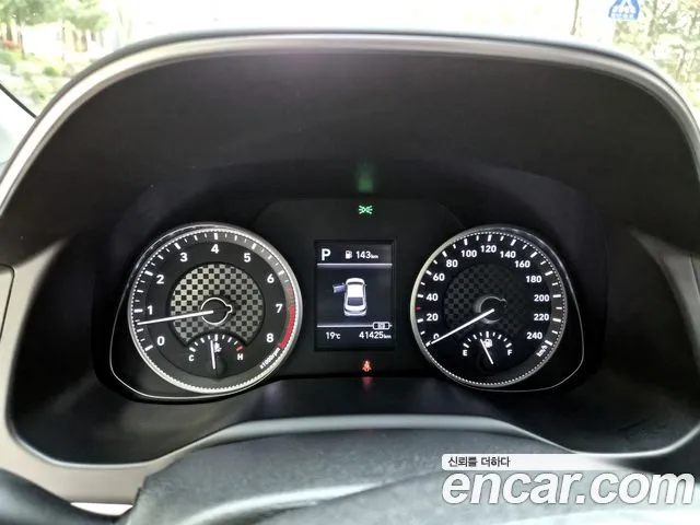 Hyundai AVANTE 2020 — фото 15