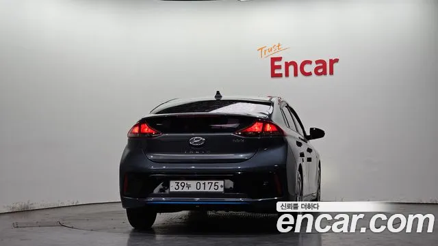 Hyundai Ioniq 2016 — фото 4