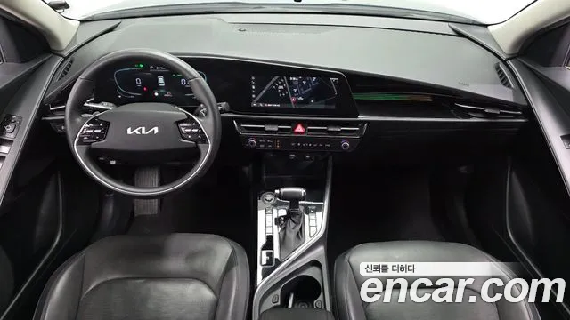 Kia Niro 2022 — фото 10