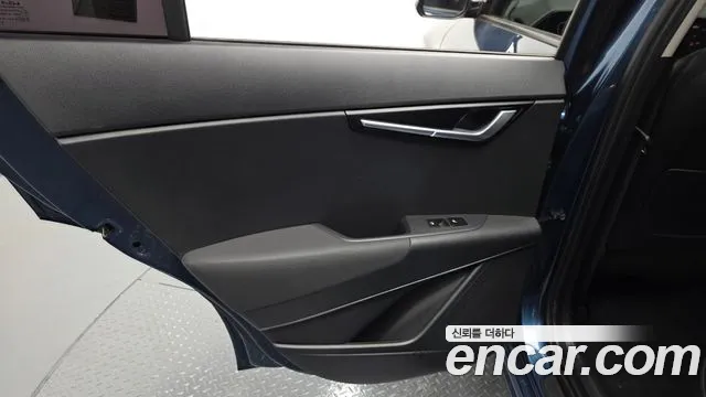 Kia Niro 2022 — фото 15