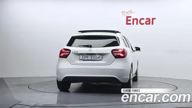 Mercedes-Benz A-Class 2018 — фото 4
