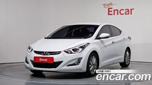 Hyundai AVANTE 2016 — фото 1
