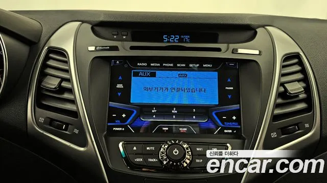 Hyundai AVANTE 2016 — фото 16