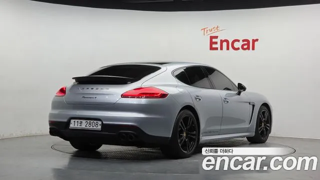 Porsche Panamera 2015 — фото 2