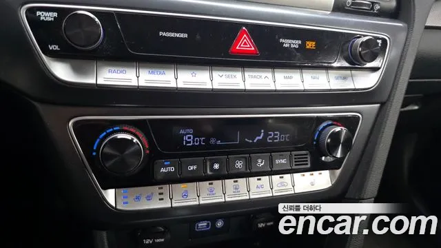 Hyundai Sonata 2019 — фото 16