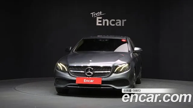 Mercedes-Benz E-Class 2017 — фото 3
