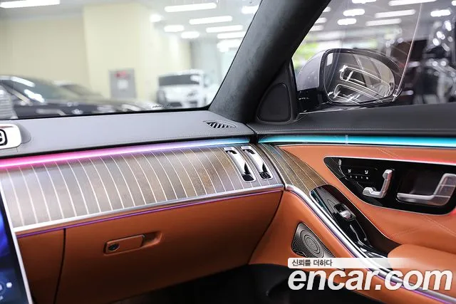 Mercedes-Benz S-Class 2022 — фото 13