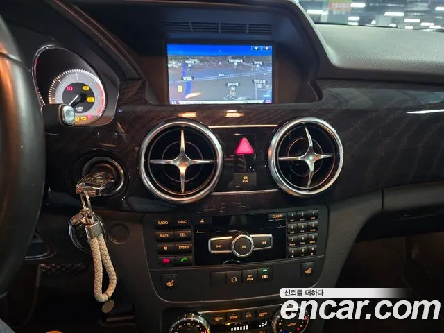 Mercedes-Benz GLK-Class 2015 — фото 12