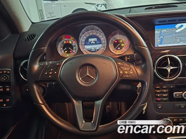 Mercedes-Benz GLK-Class 2015 — фото 17
