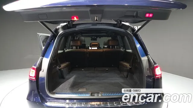 Mercedes-Benz GLS-Class 2021 — фото 20