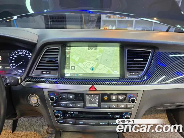 Hyundai Genesis 2016 — фото 12
