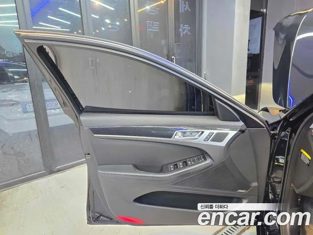 Hyundai Genesis 2016 — фото 14