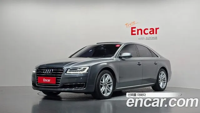 Audi A8 2015 — фото 1