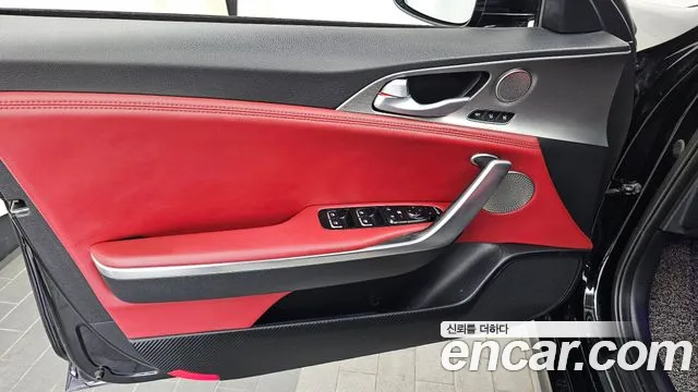 Kia Stinger 2019 — фото 14
