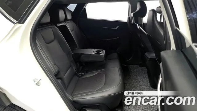 Kia EV6 2023 — фото 17