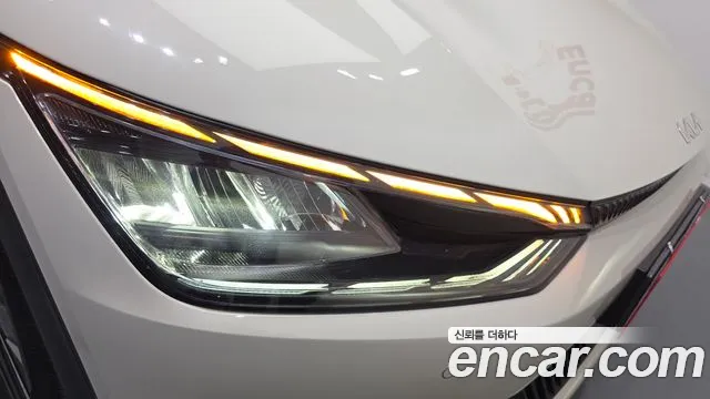 Kia EV6 2023 — фото 8