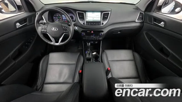 Hyundai Tucson 2017 — фото 10
