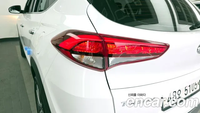 Hyundai Tucson 2017 — фото 9